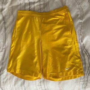 Nike Basketball Shorts, Medium, Yellow